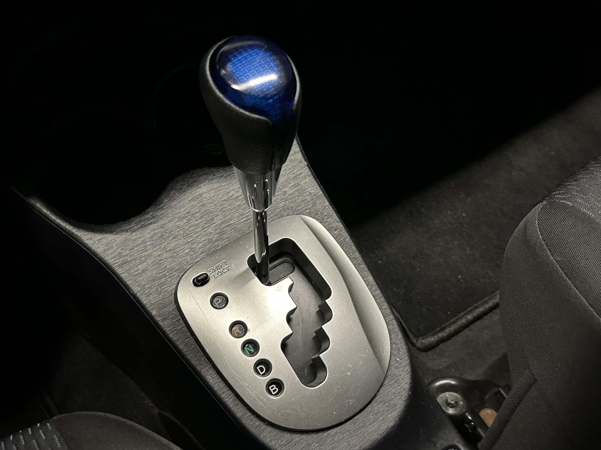 47430023-18.jpg