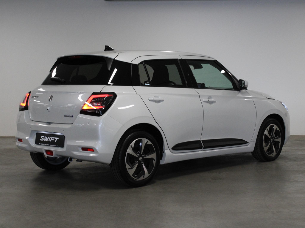 54166709-2.jpg