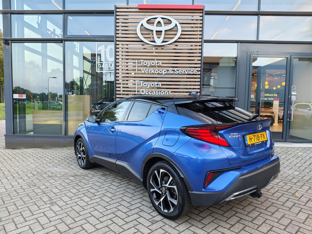 57582832-1.jpg